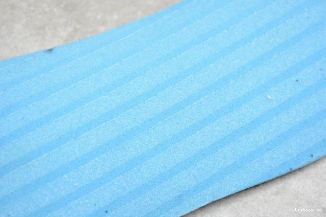 1 Love Retro Mid (2017) 554724-035 New Jordan  0104